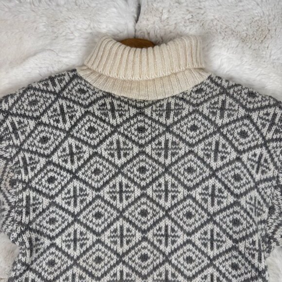 Vintage 100% Wool Danish Design Turtleneck Snowflake Sweater Women's Small - Picture 5 of 11